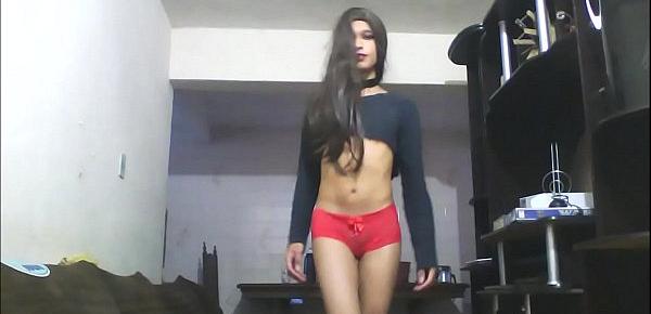  teen tranny sexy dancing and strip